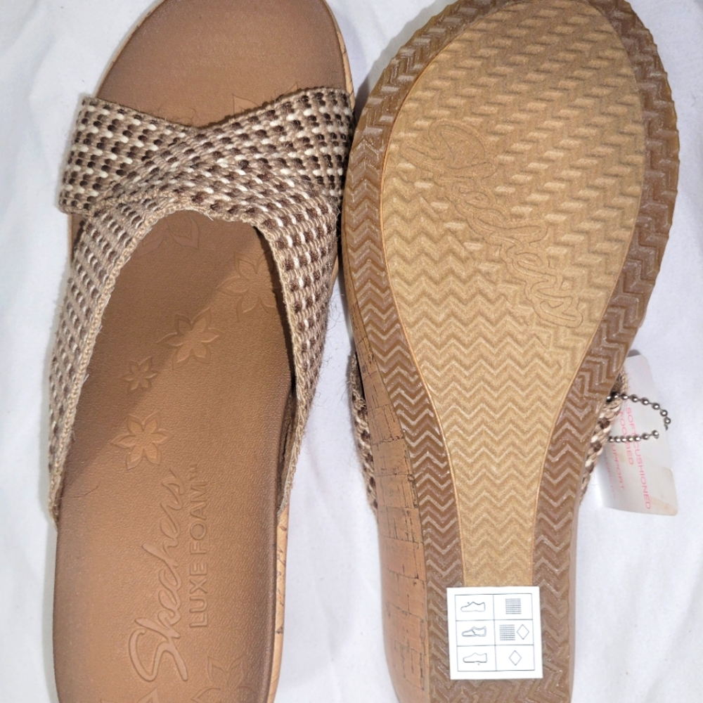 Sketchers NWT Wedge 10 - Picture 3 of 3